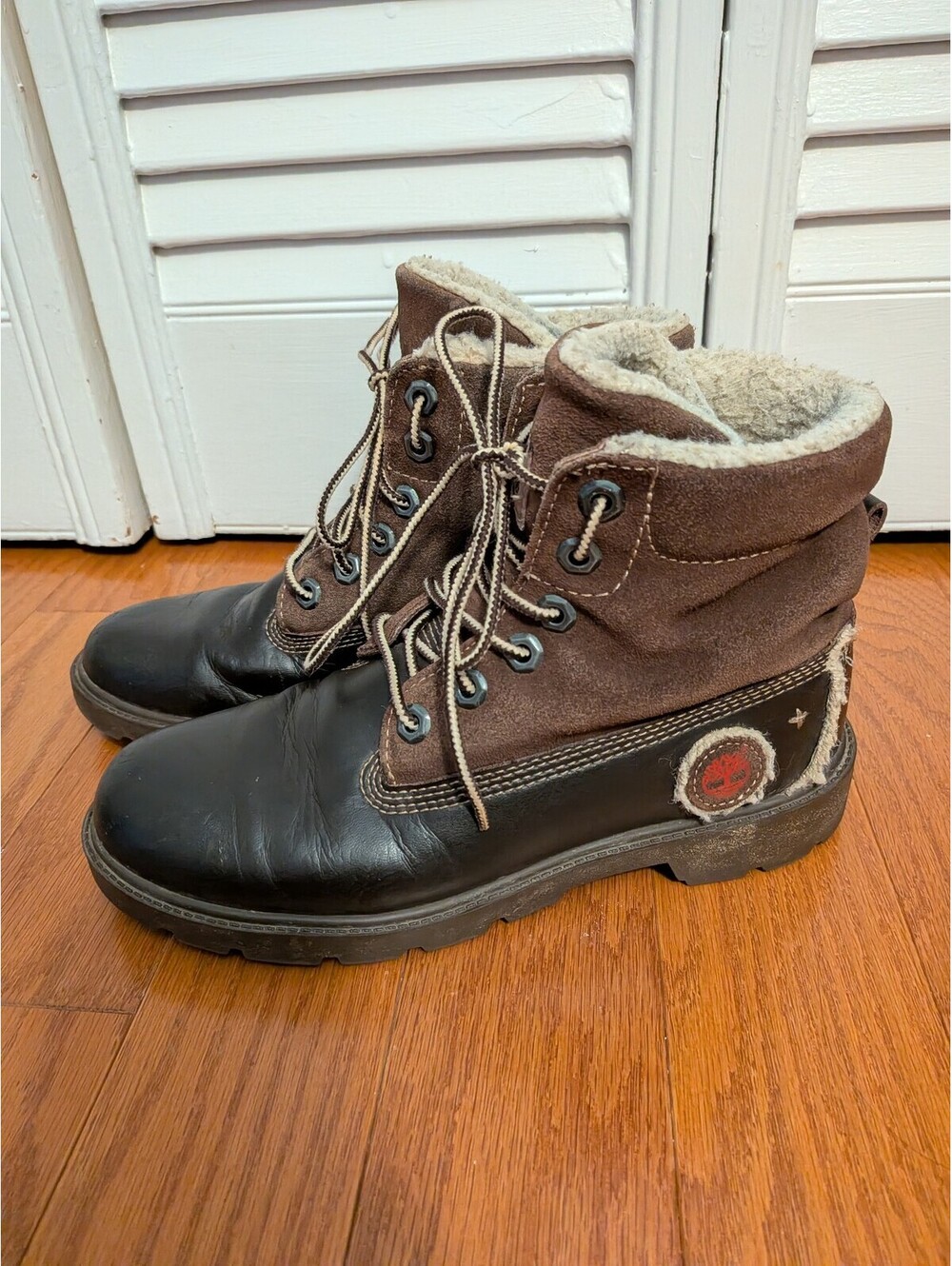 Timberland Boy's 4.5 Brown and Black Leather Suede Winter Boots Shearling Lining